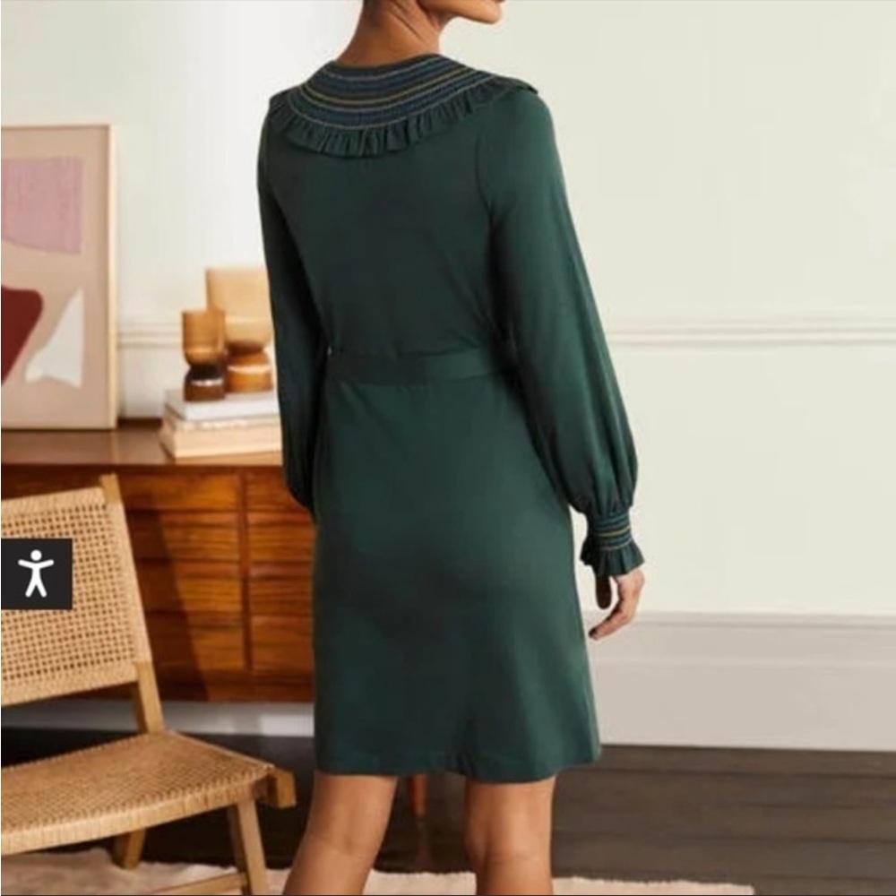 Boden Smocked Detail Jersey Dress Midnight Garden green new EUC size 4 - Picture 2 of 5